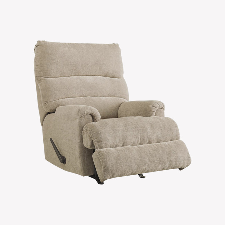 4660425 Man Fort Manual Rocker Recliner Chair In Dusk Finish | Signature Design By Ashley