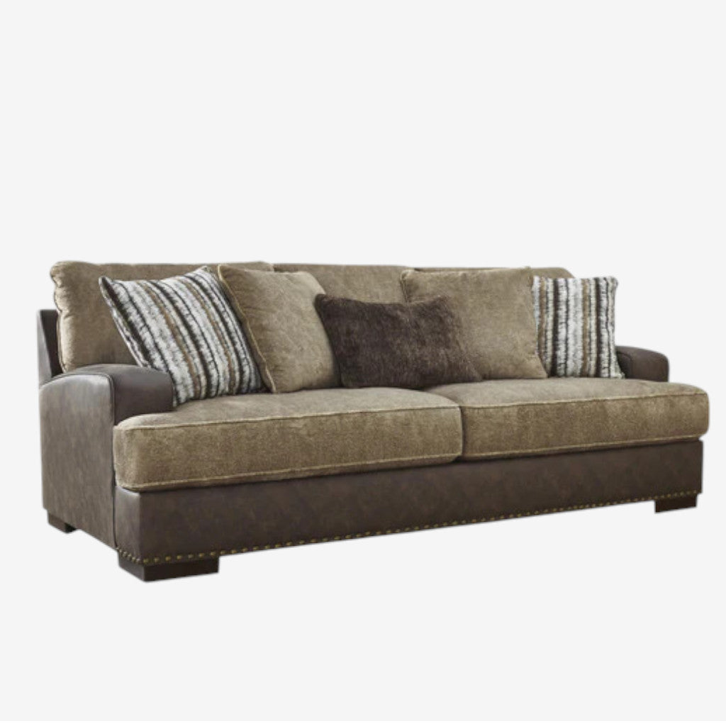 1870438 Alesbury Stationary Sofa - Chocolate | Signature Design By Ashley