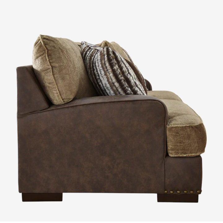 1870438 Alesbury Stationary Sofa - Chocolate | Signature Design By Ashley