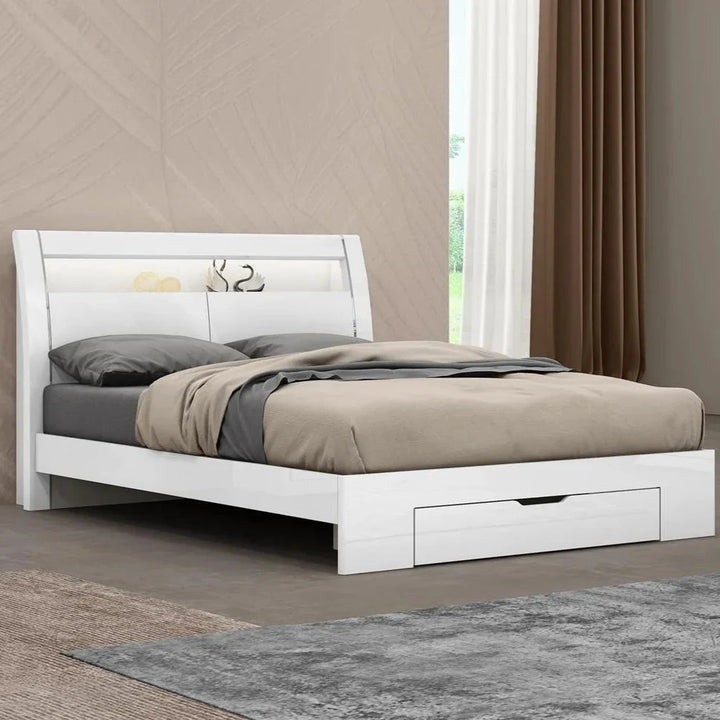 Berradi Bed Features a Sleek and Modern Design