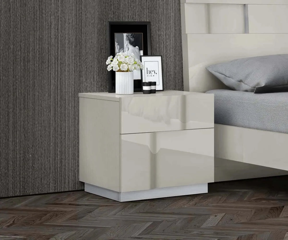 Aurora Nightstand