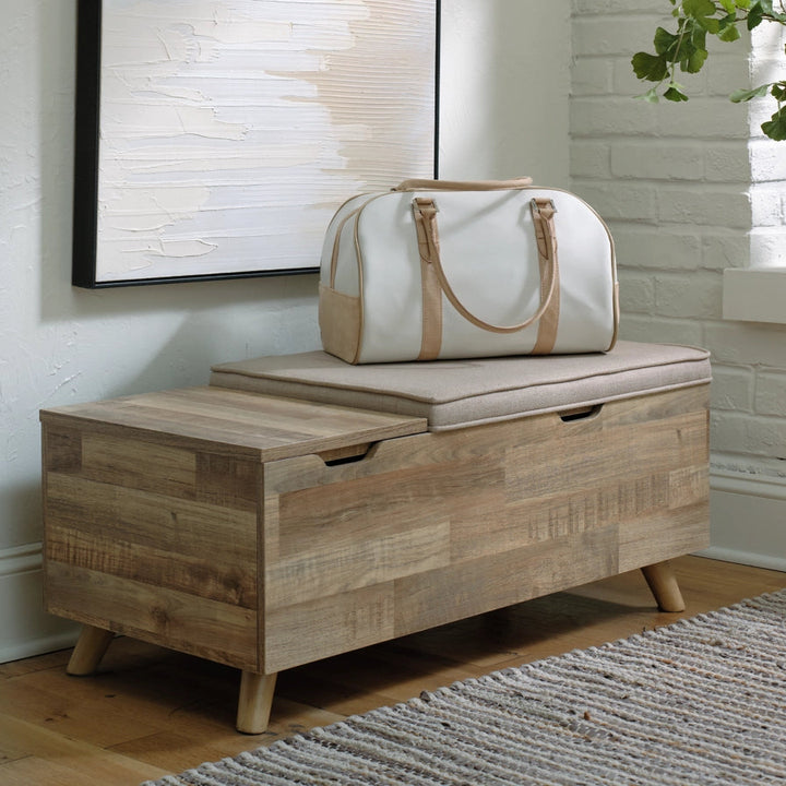 A3000318 Gerdanet Storage Bench - Beige/ Brown | Signature Design By Ashley