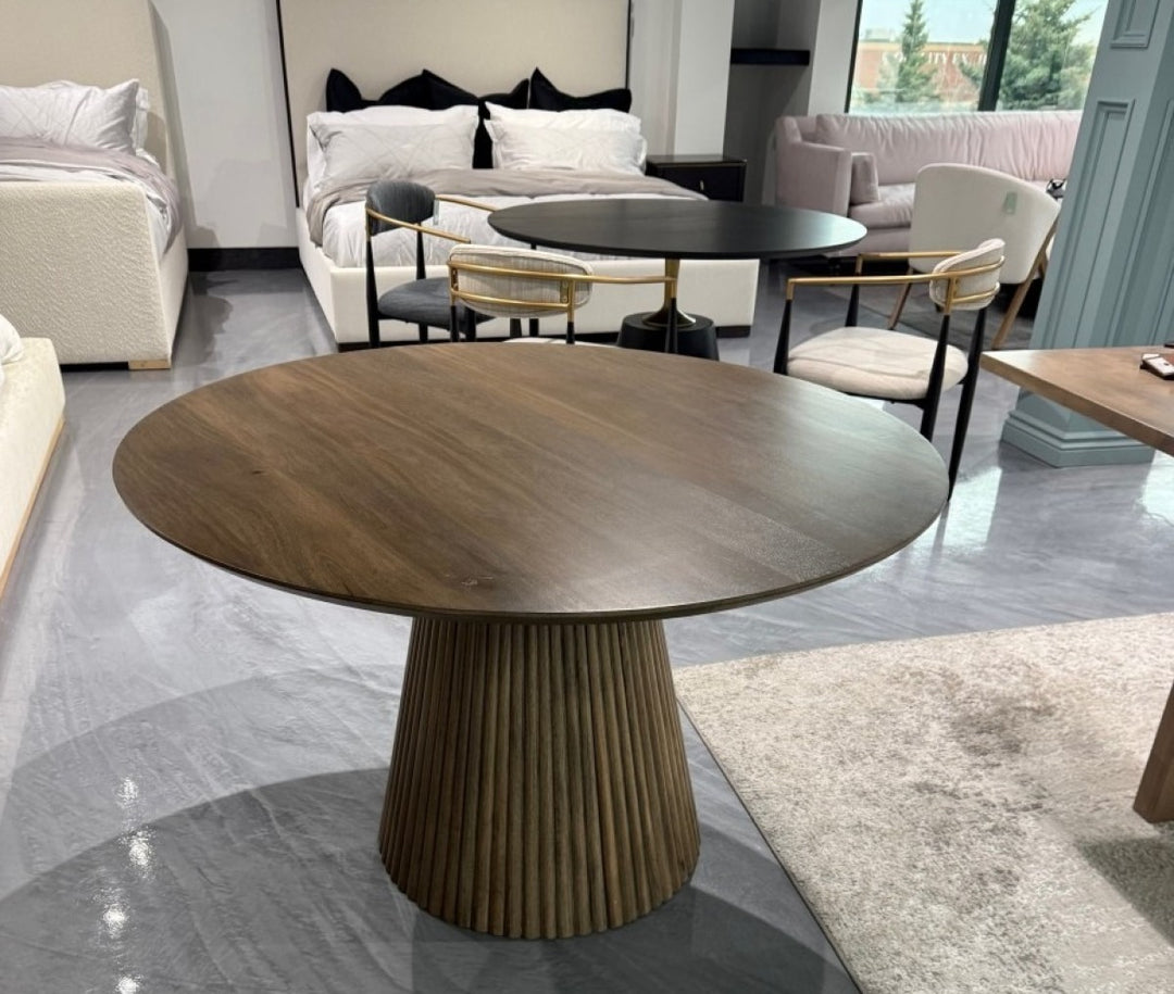 Bunit Solid Wooden Walnut Round Dining Table