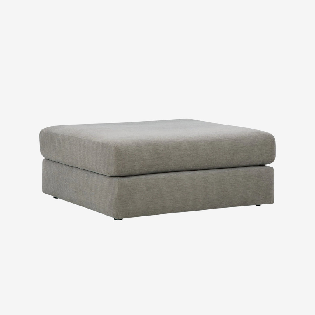 5810308 Avaliyah Oversized Accent Ottoman In Fabric Upholstery - Ash | Signature Design By Ashley