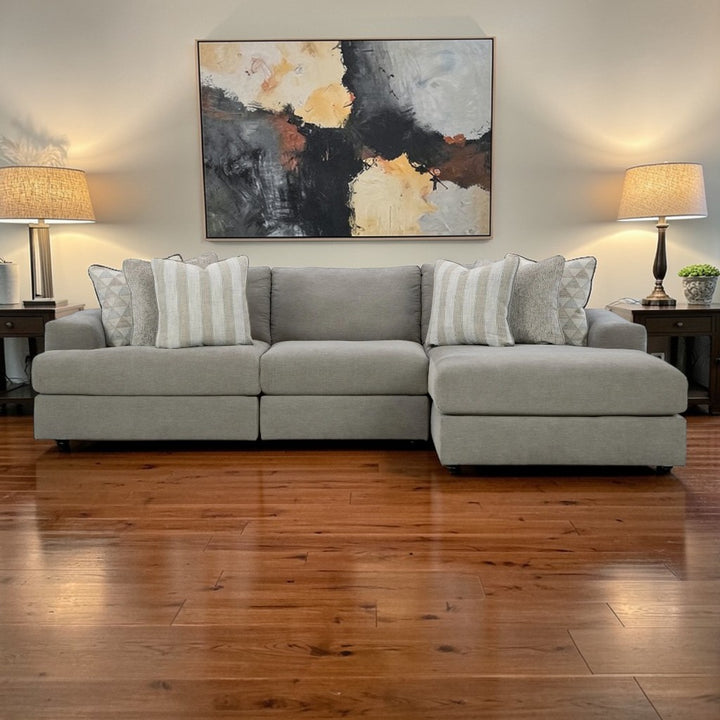 Avaliyah 3-Piece Sectional Sofa In Fabric Upholstery - Ash | Signature Design By Ashley